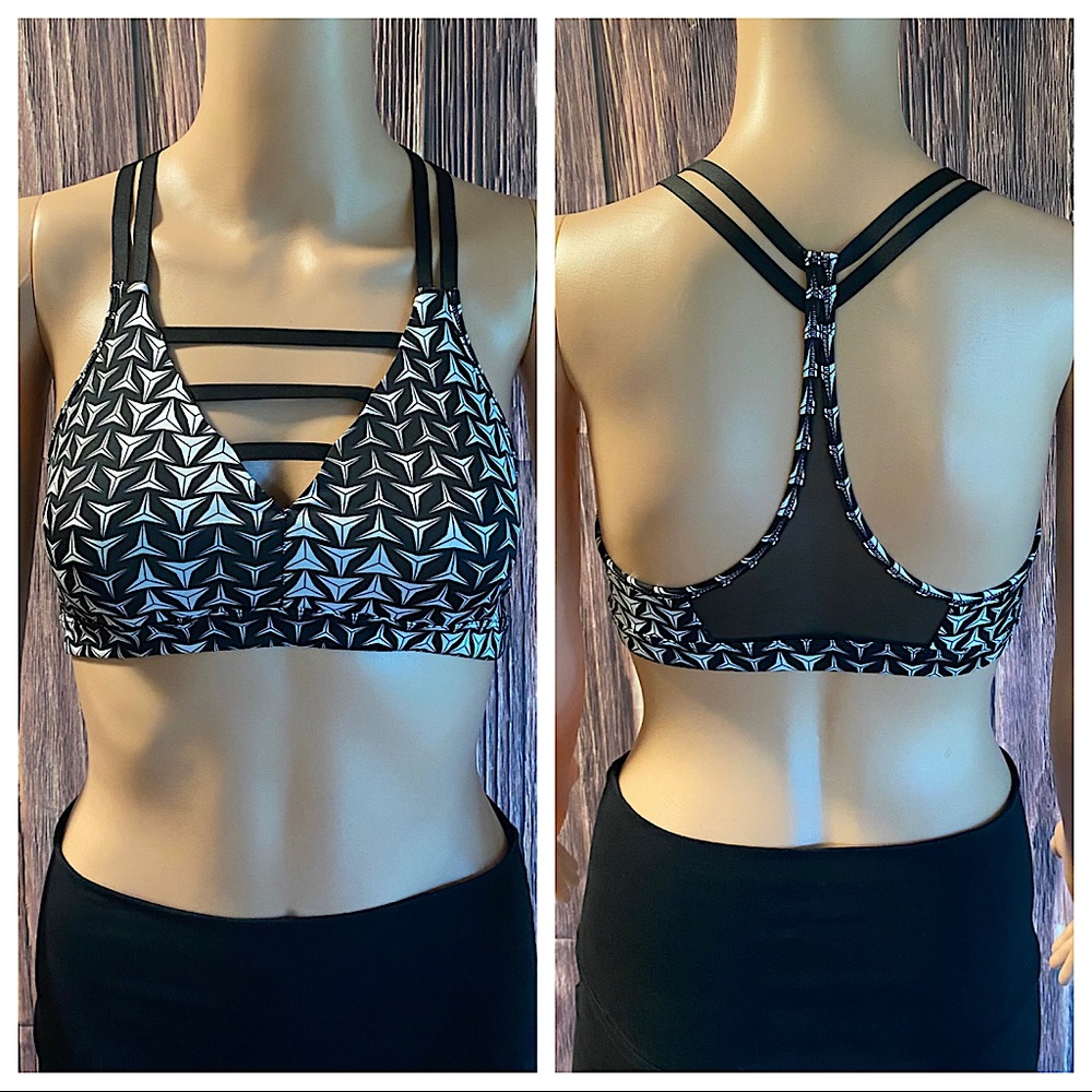 Victoria’s Secret sport small black & white retro fun print pattern sports bra